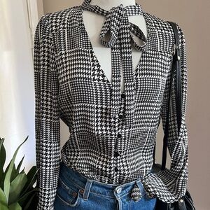 Lulus NWT Patterned Blouse With Tie